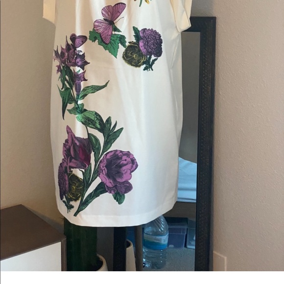 White & Floral/butterfly satin cocktail dress - Picture 7 of 8